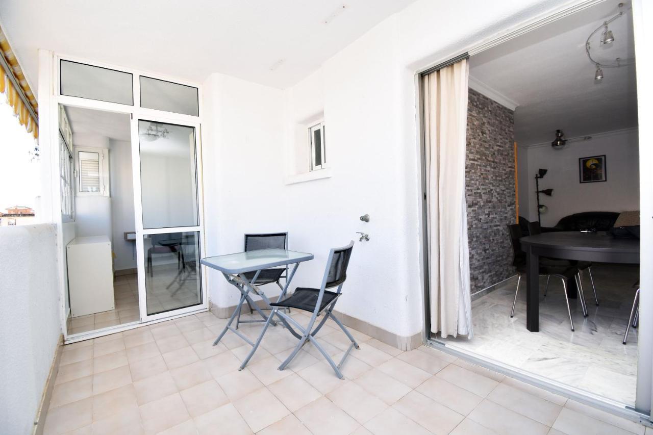Apartamento De La Croix Apartment Фуeнхирола Екстериор снимка