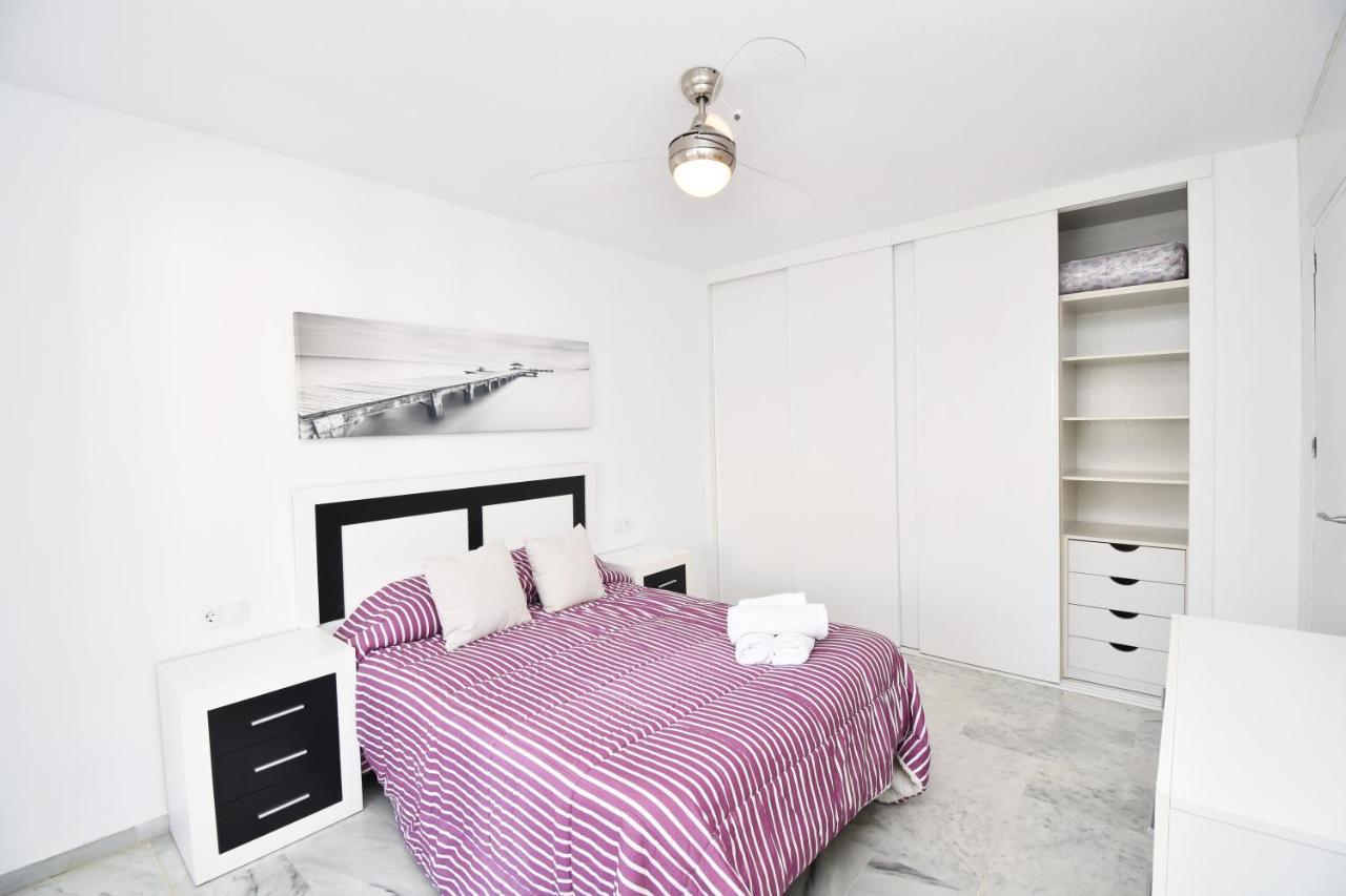 Apartamento De La Croix Apartment Фуeнхирола Екстериор снимка
