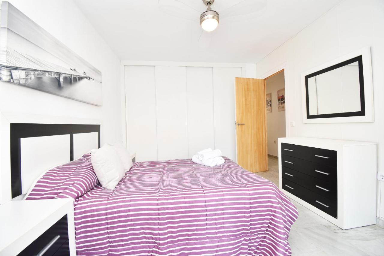 Apartamento De La Croix Apartment Фуeнхирола Екстериор снимка