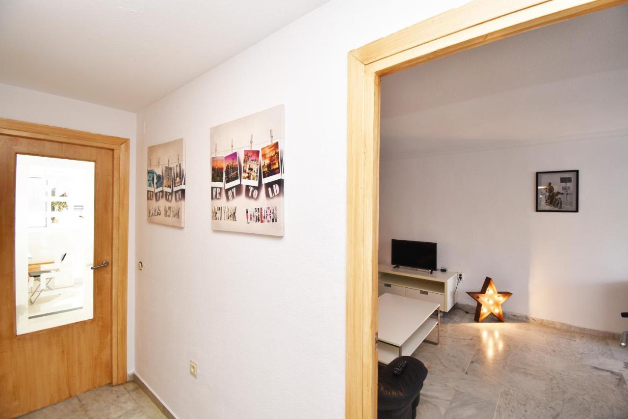 Apartamento De La Croix Apartment Фуeнхирола Екстериор снимка