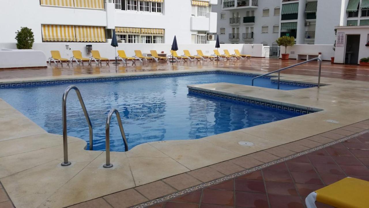 Apartamento De La Croix Apartment Фуeнхирола Екстериор снимка